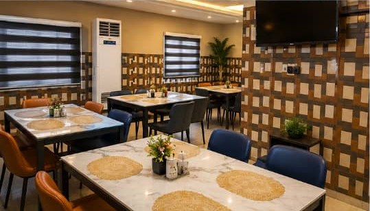 Dining at Craycaston Hotels & Suites